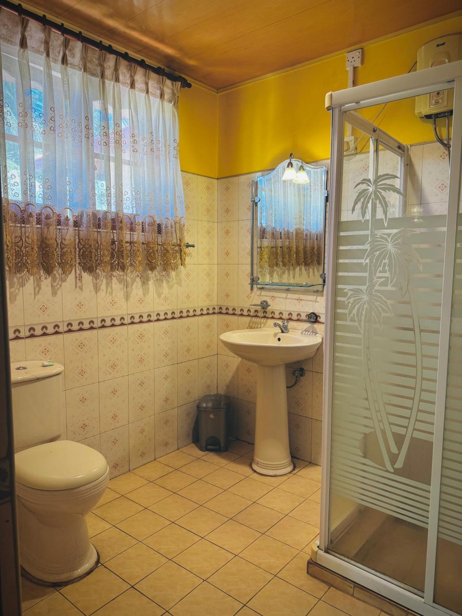 Mahaweli View Bungalow Kandy Ngoại thất bức ảnh