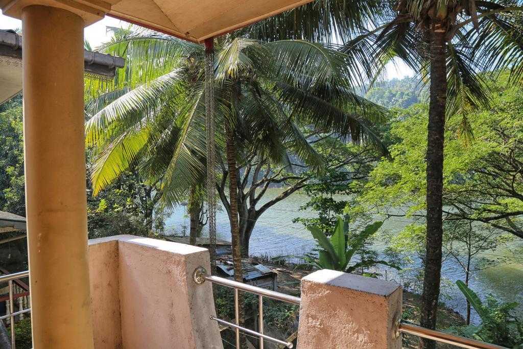 Mahaweli View Bungalow Kandy Ngoại thất bức ảnh